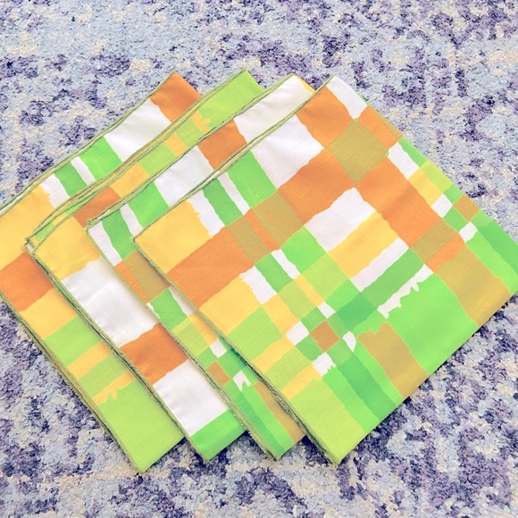 Set of 4, Vintage Cloth Napkins in Bright Green, Orange, Yellow & White plaid - Picture 3 of 6